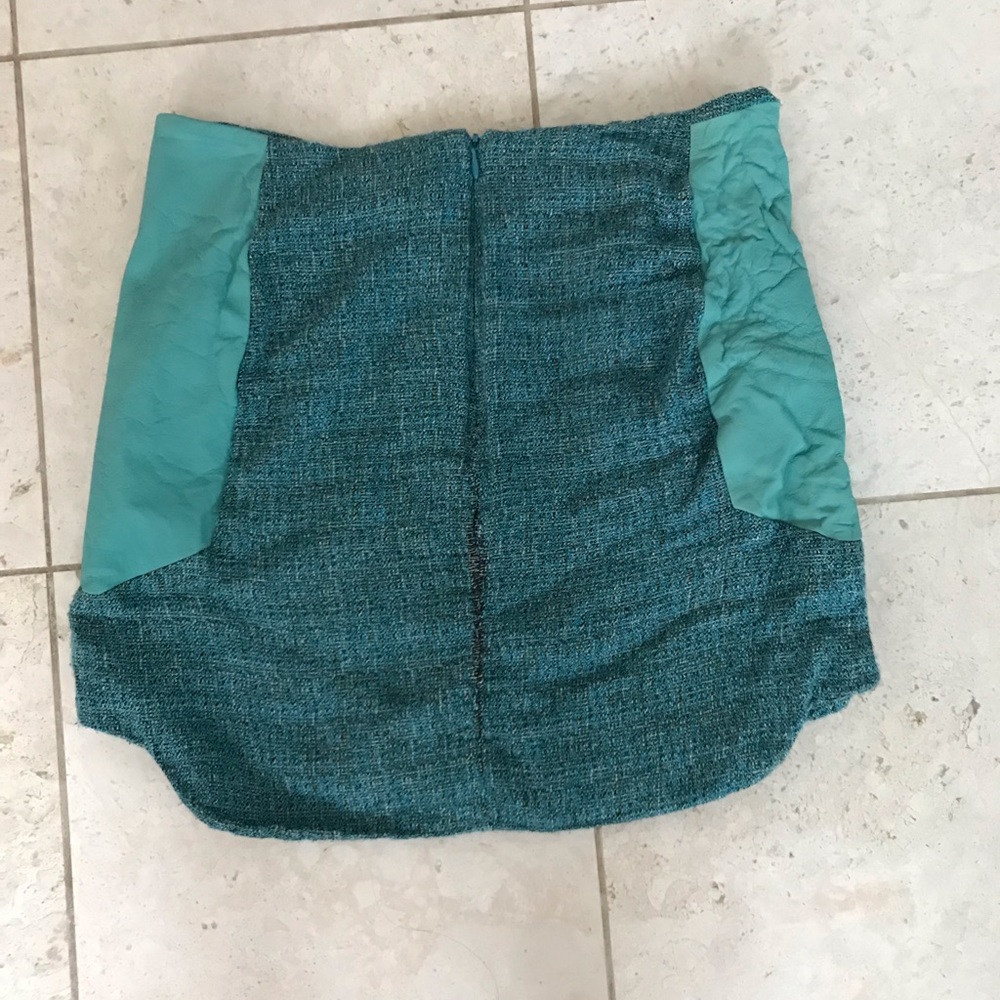 Rag and Bone Tweed and faux leather skirt. Sz 6 - Picture 4 of 5